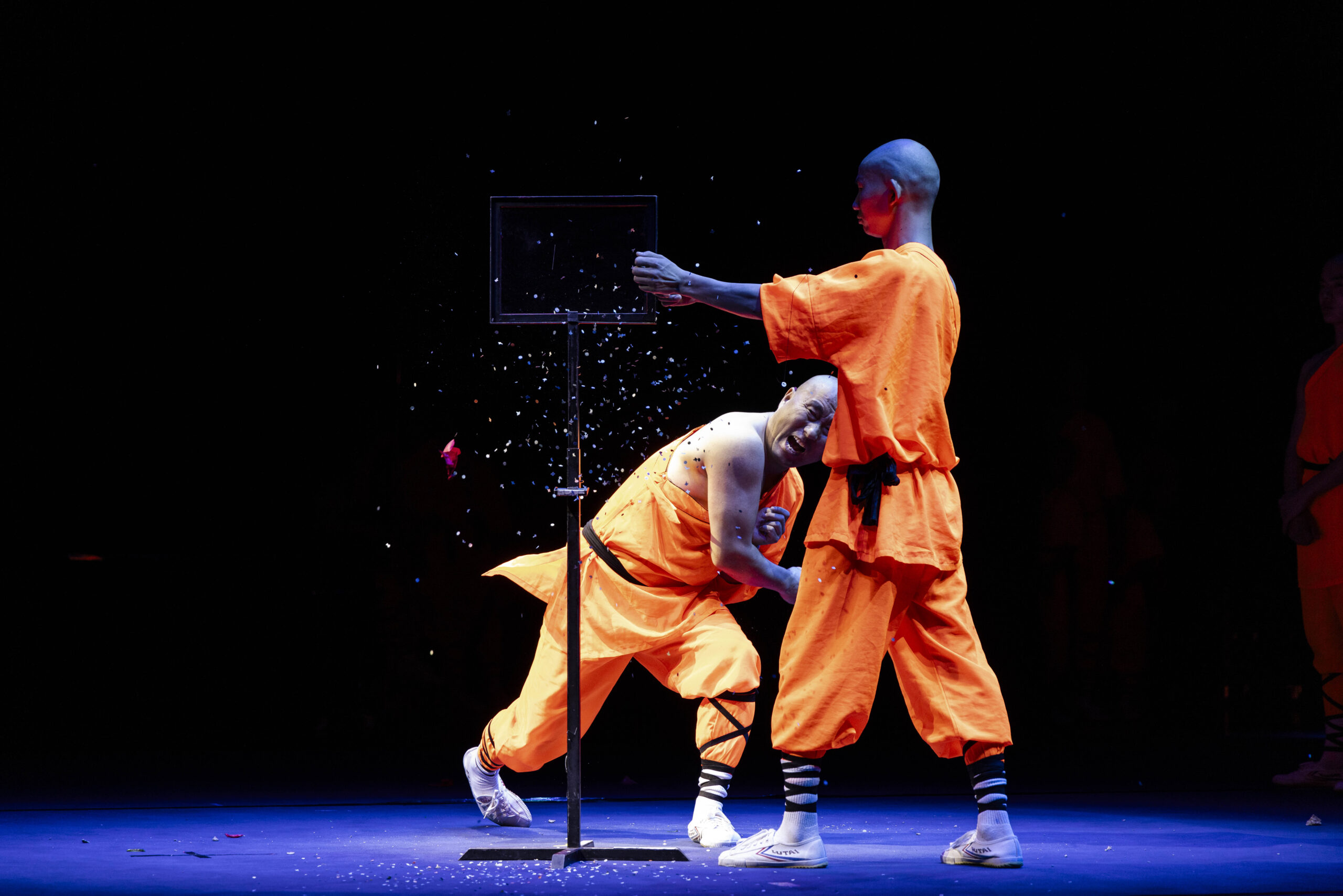 2405_ShaolinMonks_Show-6220(1)